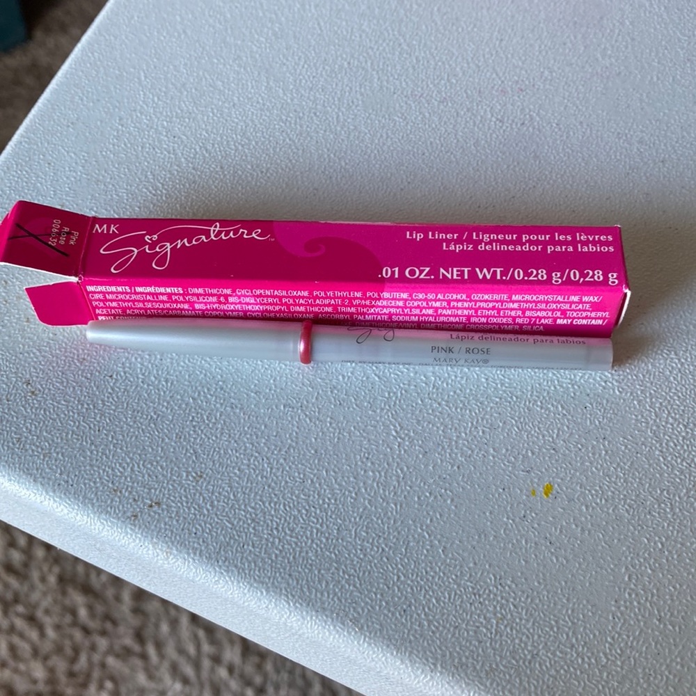 New Mary Kay Lip Liner - Pink Rose